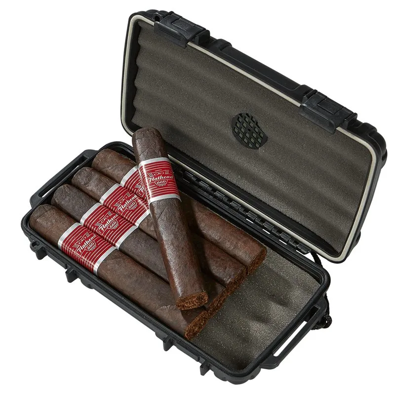 CAO Flathead + Herf-a-Dor + Lighter Combo 5 Cigars