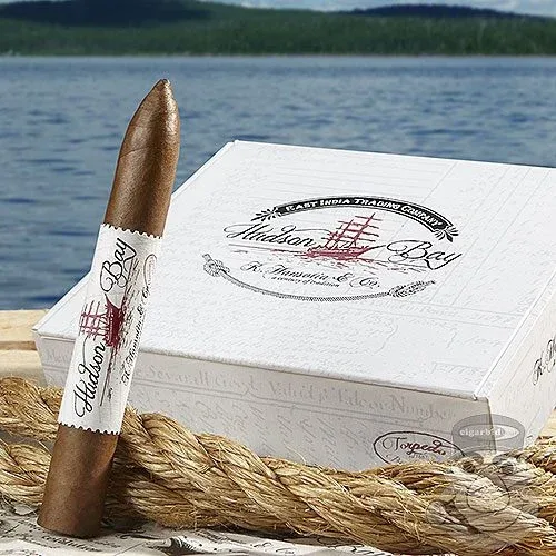 Gurkha Hudson Bay Torpedo (6.0"x52) Pack of 5